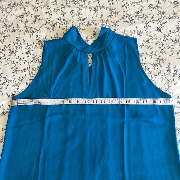 New Ann Taylor Mixed Media Tie Neck Shell - Picture 4 of 7